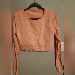 Lululemon Ebb to Street top